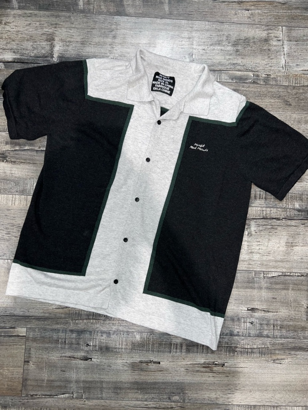 Urban Outfitters Black & Light Gray Short Sleeve Button-Up Shirt